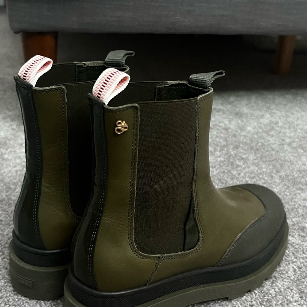 Scotch & Soda Khaki and Black Boots